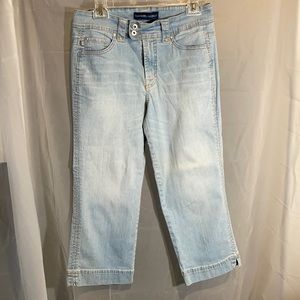 Bandolino stretch denim Capri